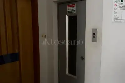 Casa in vendita, Via Salvatore de Renzi, Avellino