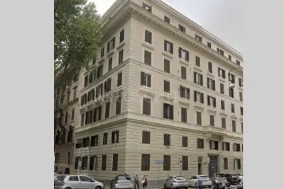 Casa in vendita, Via dei Mille, Roma