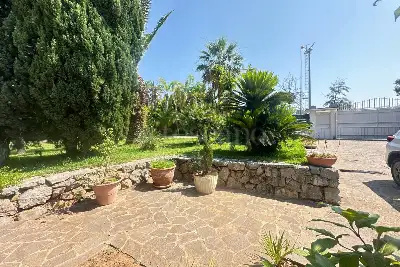 Casa in vendita, Via Luigi Sarullo, Palermo