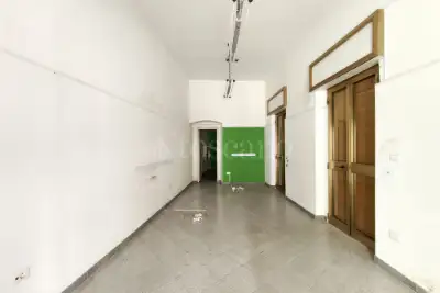 Negozio in vendita, Via Carmine, Brindisi