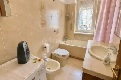 Casa in vendita, Via Capolona, Roma