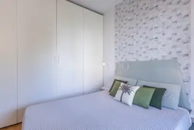 Casa in vendita, Via Paolo Frisi, Milano