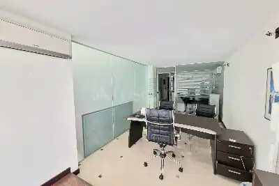 Negozio in vendita, Via Mariano Stabile, Palermo