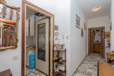 Casa in vendita, Via Francesco Arese 20, Milano
