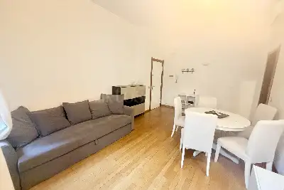 Casa in vendita, Via Uberto Visconti di Modrone, Milano