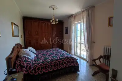 Villino a Schiera in vendita, Via dell'Aquila 13, L'Aquila