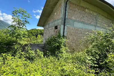 Casa Indipendente in vendita, Via Canistro, Capistrello