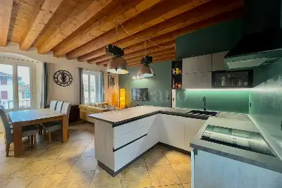 Casa in vendita, Via Vaccarolo, Desenzano del Garda