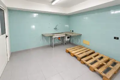 Negozio in vendita, Viale della Regione Siciliana, Palermo