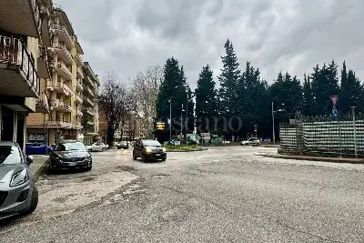 Negozio in affitto, Avellino - Via Tagliamento 220, Avellino