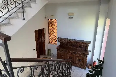 Palazzo in vendita, Via Casalmonferrato, Roma