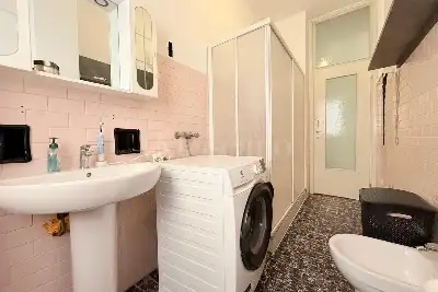 Casa in vendita, Via del Gesù, Opera