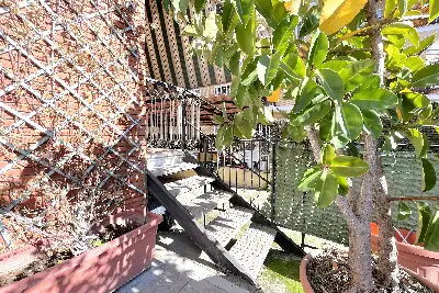 Casa in vendita, Via Camillo Guidi, Roma