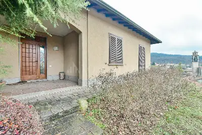 Villa in vendita, Via Al Ronco, Como