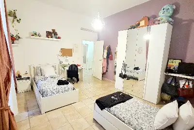 Casa in vendita, Via Valdinievole, Roma