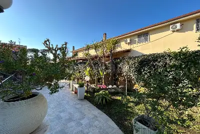 Villa Plurifamiliare in vendita, Via Angelo de Gubernatis, Roma