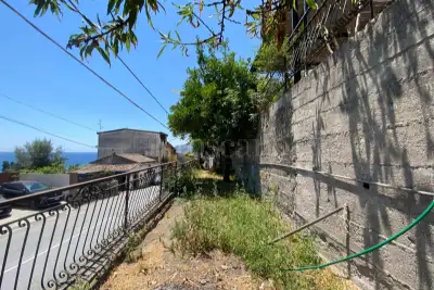 Casa Indipendente in vendita, Via Nazionale, Letojanni