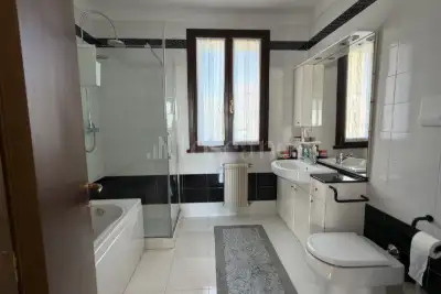 Villino a Schiera in vendita, Viale Giacomo Matteotti, Fossalta di Portogruaro