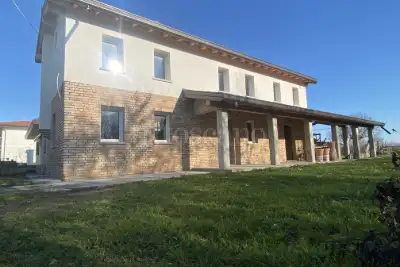 Casa Indipendente in vendita, Via Caserate, Portogruaro
