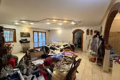 Villa in vendita, Via Giovanni Pascoli, Cerro al Lambro