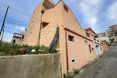 Villa in vendita, Via Pirrotta, Messina