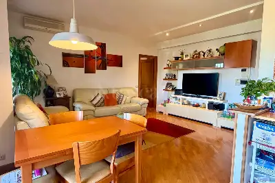 Casa in vendita, Via Petrizzi, Roma