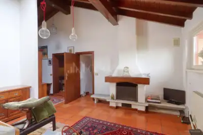 Villa for sale, Via Luigi Pirandello, Besano