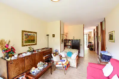 Casa in vendita, Via Vincenza Campari, Como