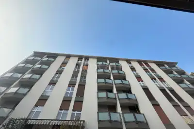 Casa in vendita, Via Loreto, Lissone