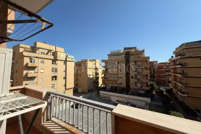 Casa in vendita, Via della Corazzata, Roma