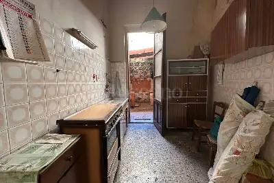 Casa Indipendente in vendita, Via Enrico Fermi, Aci Castello