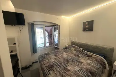 Casa in vendita, Via Irnerio, Bologna