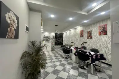 Attività Commerciale in vendita, Piazza San Giovanni Bosco, Roma