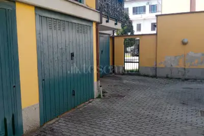 Box in vendita, Via XXIV Maggio, Corsico