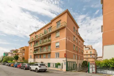 Casa in vendita, Via Lucilio, Roma