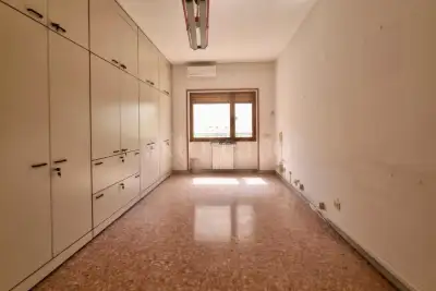 Casa in vendita, Via Giunio Silano, Roma