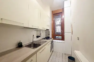 Casa in vendita, Via Uberto Visconti di Modrone, Milano