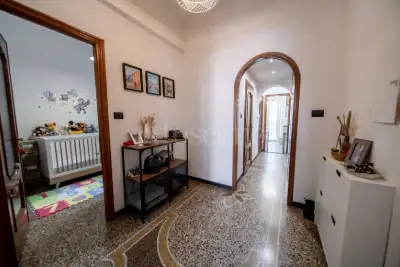 Casa in vendita, Via Acquarone, Genova