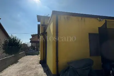 Casa Indipendente in vendita, Via Pereto, Avezzano