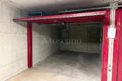 Box in affitto, Via Salasco, Milano