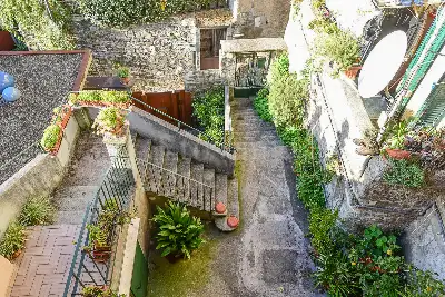 Casa Indipendente in vendita, Via Roma, Carate Urio