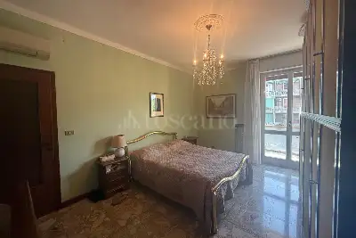 Casa in vendita, Piazzale Risorgimento, Modena