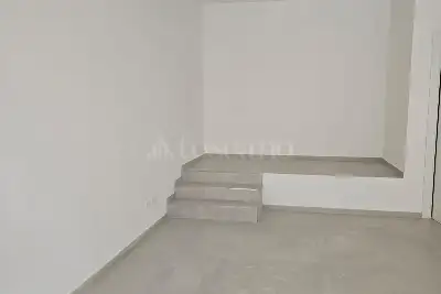 Ufficio in affitto, Via Trieste, Avezzano