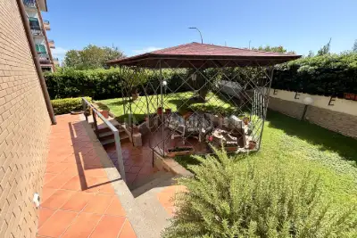 Villa Bifamiliare in vendita, Via Mantegna, Pomezia