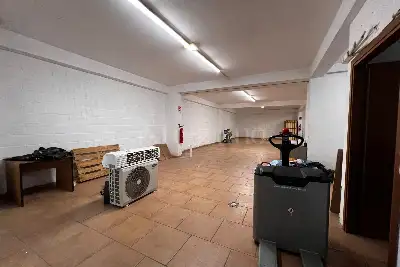 Magazzino in vendita, Via Quarnaro, Reggio di Calabria