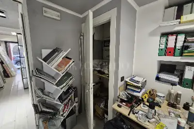 Negozio in vendita, Via San Felice, Bologna