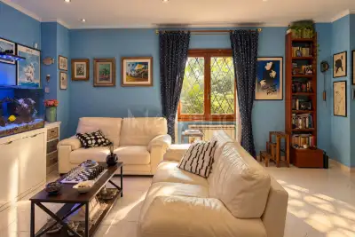 Villa in vendita, Via delle Vigne di Morena, Roma