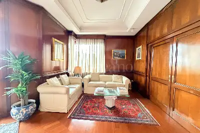 Casa in vendita, Via Mergellina, Napoli