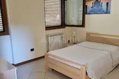 Casa in affitto, Via Pasquale Festa Campanile, 90 Villa d'Agri Marsicovetere (PZ), Marsicovetere