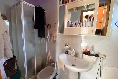 Casa in vendita, Via Mombaruzzo, Roma